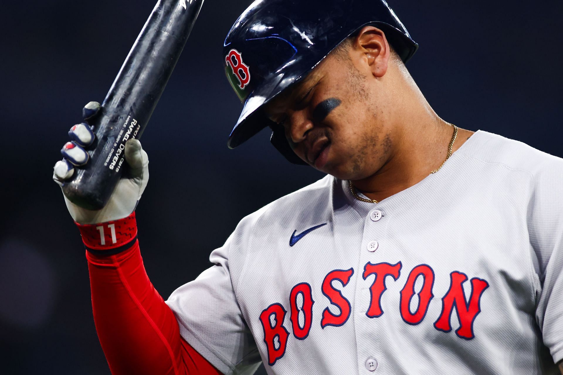 Rafael Devers in action for the Boston Red Sox. (Credits: Getty)